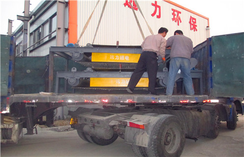 皮帶除鐵器，福建煤礦皮帶除鐵器_安裝方法_福建煤礦皮帶除鐵器類(lèi)型_工作原理及作用_福建煤礦皮帶除鐵器廠(chǎng)家