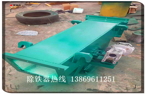 永磁管道自卸式除鐵器，永磁管道自卸式除鐵器廠(chǎng)家_技術(shù)參數_永磁管道自卸式除鐵器廠(chǎng)家磁塊安裝方式_如何換帶
