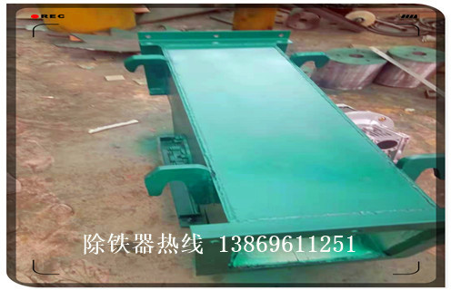 管道除鐵器，天津管道除鐵器系列_天津管道除鐵器系列廠(chǎng)家應用安裝示意圖型12000高斯_可定制工作原理