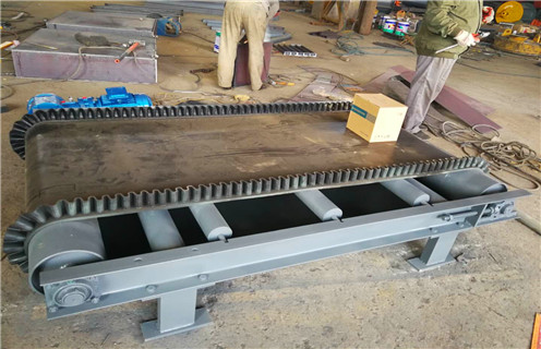 電磁油冷除鐵器，遼寧電磁油冷除鐵器_工作原理_遼寧電磁油冷除鐵器使用特點(diǎn)_選型_價(jià)格 